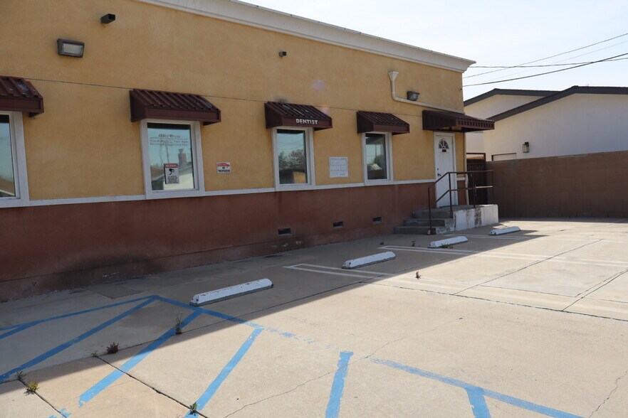 More Photos Of 705 S State College Blvd, Anaheim Medical For Sale