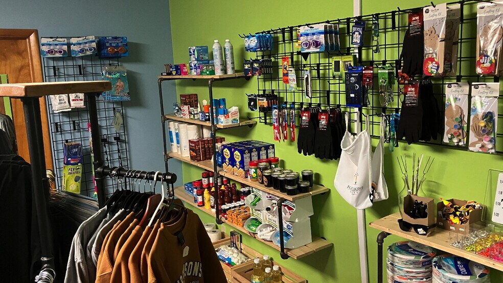 More Photos Of 952 River Dr NW, Bena Hotel For Sale