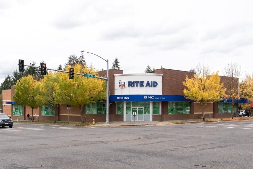 Primary Photo Of 305 Cooper Point Dr, Olympia Drugstore For Sale