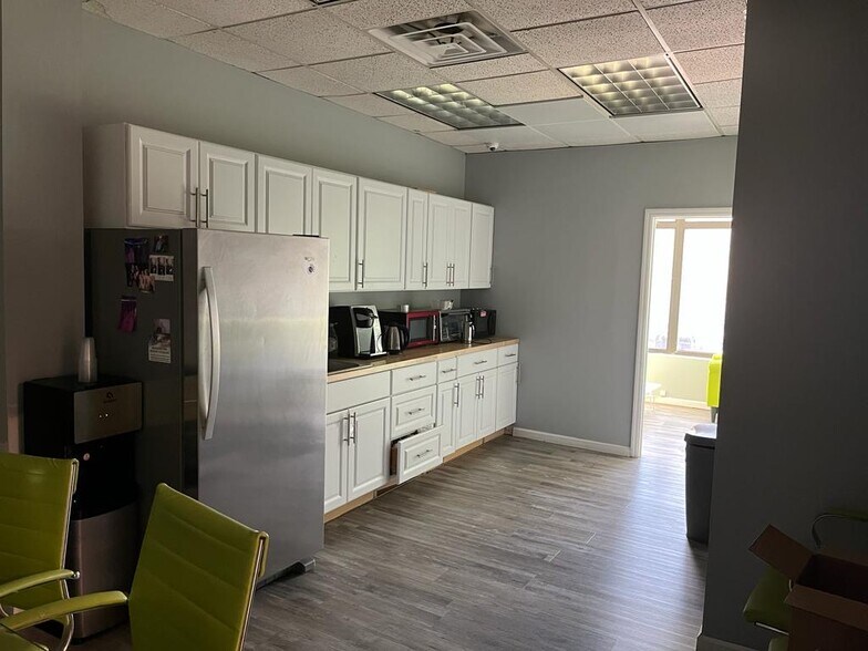 More Photos Of 1100 Coney Island Ave, Brooklyn Office For Lease