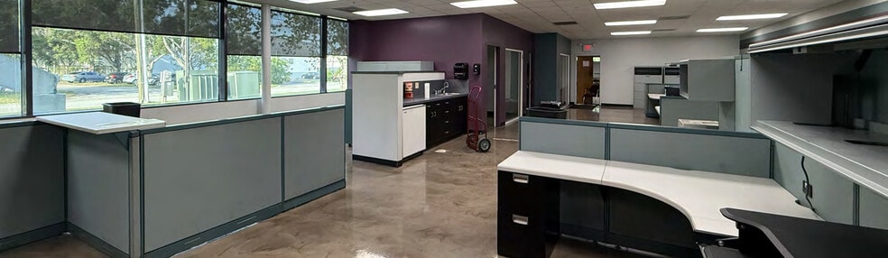 More Photos Of 2050 Sunnydale Blvd W, Clearwater Manufacturing For Sale
