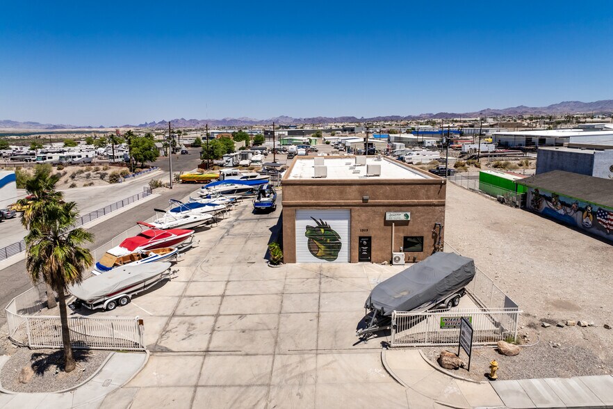 More Photos Of 1525 Industrial Blvd, Lake Havasu City Distribution For Lease