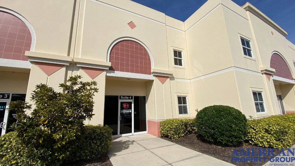 More Photos Of 6321 Porter Rd, Sarasota Light Manufacturing For Sale