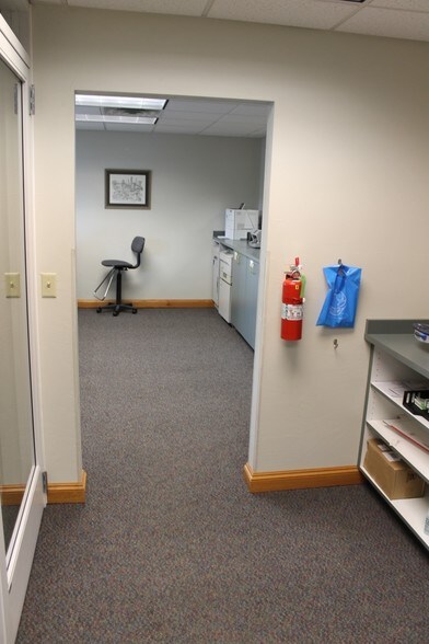 More Photos Of 2848 Memorial Dr, Two Rivers Medical For Lease