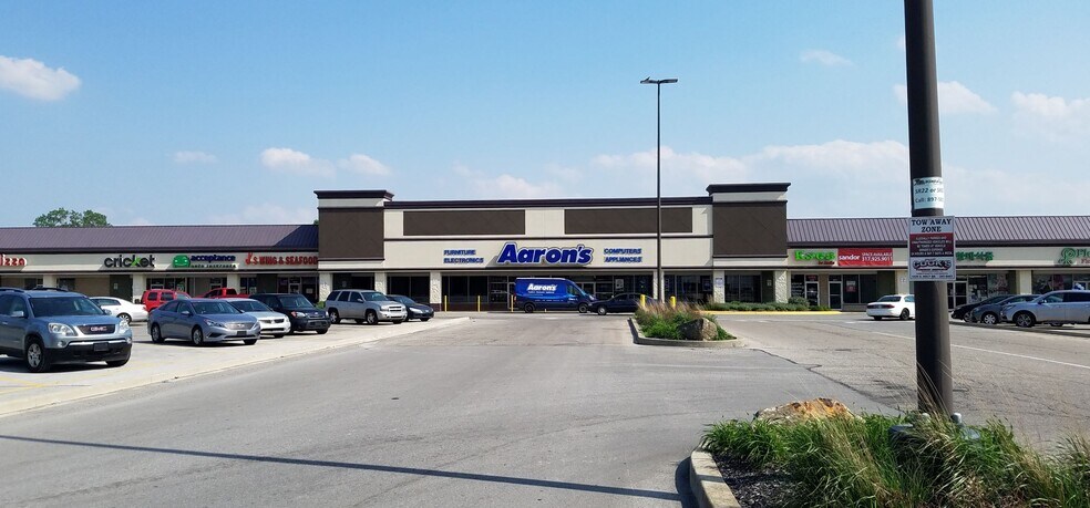 More Photos Of 8101-8347 Pendleton Pike, Indianapolis Unknown For Lease