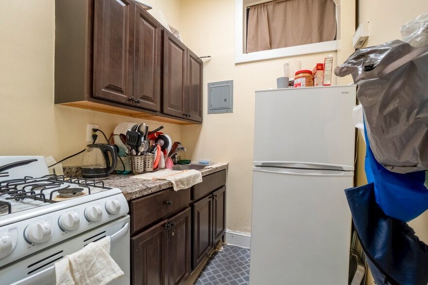 More Photos Of , Baltimore General Retail For Sale
