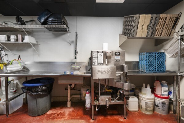 More Photos Of 601 N 1st St, Pulaski Restaurant For Sale