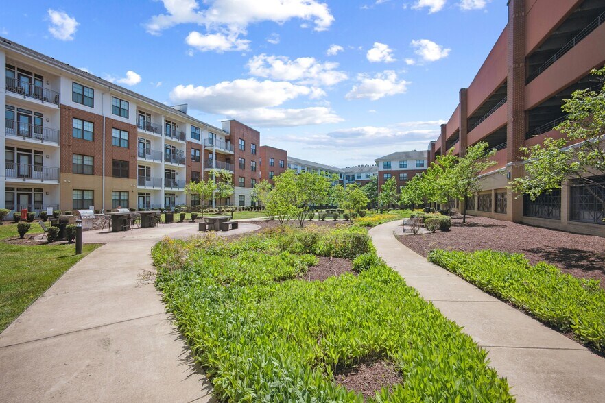 More Photos Of 9300 Lottsford Rd, Largo Apartments For Lease