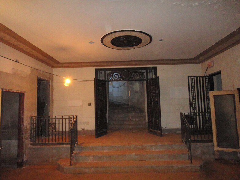 More Photos Of 955 Main St, Bridgeport Apartments For Lease
