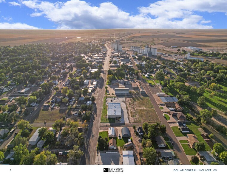 More Photos Of 525 E Denver St, Holyoke Storefront For Sale