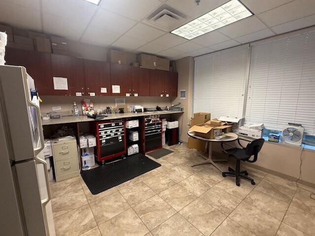 More Photos Of 6150 Metrowest Blvd, Orlando Medical For Lease