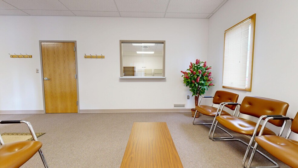 More Photos Of 458 Glessner Ave, Mansfield Medical For Sale