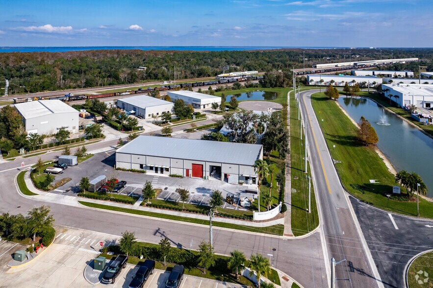 More Photos Of 715 Golden Spike Ln, Sanford Warehouse For Lease