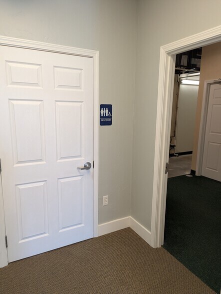 More Photos Of 1449 Green Bay Rd, Sturgeon Bay General Retail For Lease