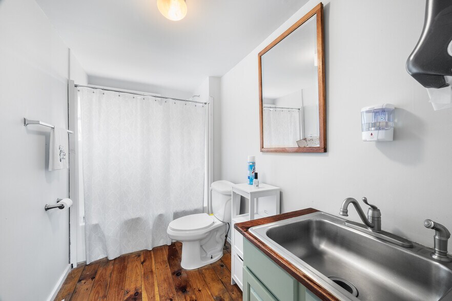 More Photos Of 21 Furnace St, Danielson Storefront For Sale