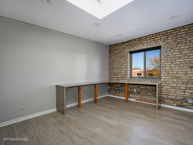 More Photos Of 660 LaSalle Pl, Highland Park Loft Creative Space For Lease