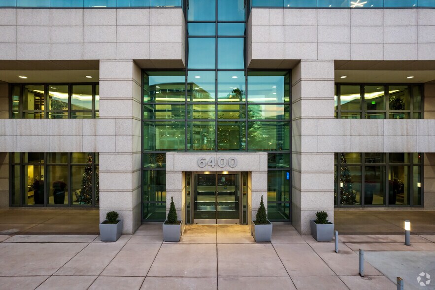 More Photos Of 6400 S Fiddlers Green Cir, Greenwood Village Coworking Space