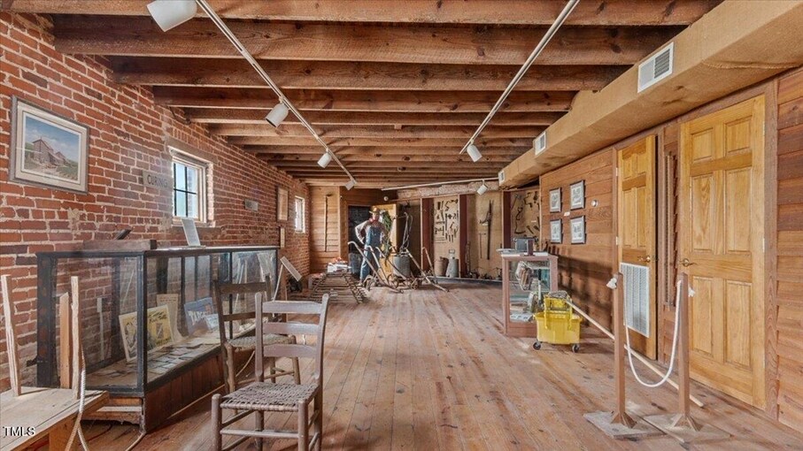 More Photos Of 306 W Main St, South Hill Office Residential For Sale