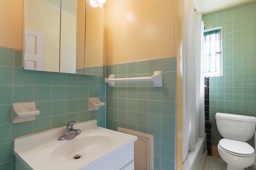 More Photos Of 100 W German St, Shepherdstown Storefront Retail Residential For Sale