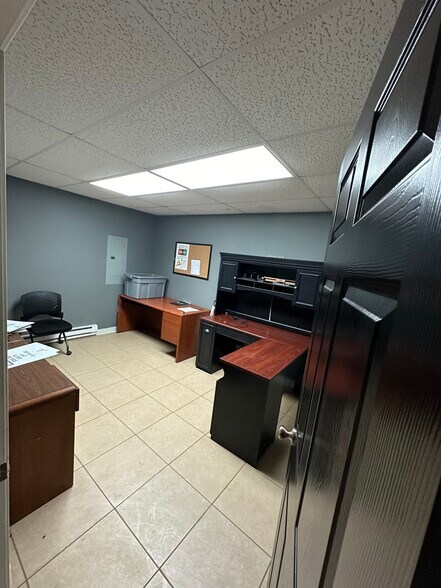 More Photos Of 410 S 1st St, New Salem Industrial For Sale