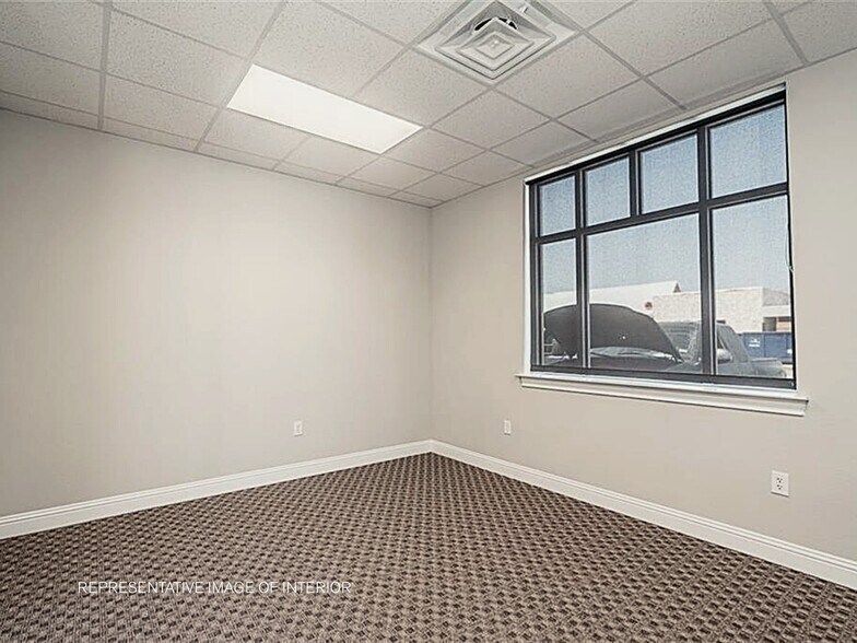 More Photos Of 1402 S Custer Rd, McKinney Medical For Lease