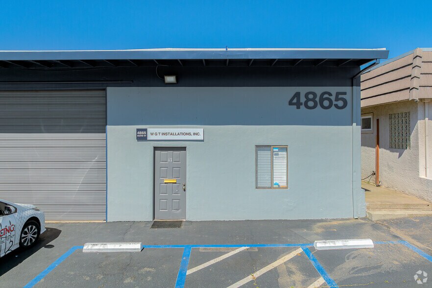 More Photos Of 4865 Pasadena Ave, Sacramento Flex For Lease