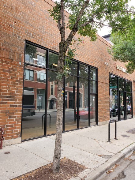 More Photos Of 1721 N Damen Ave, Chicago Storefront For Lease