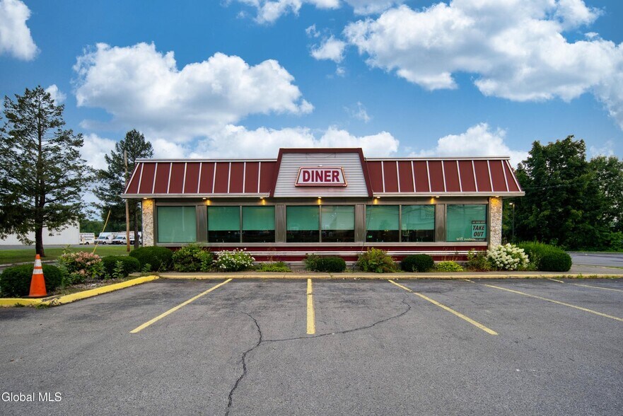 More Photos Of 855 Hoosick St, Troy Restaurant For Sale