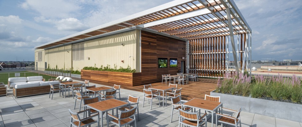 More Photos Of 601 New Jersey Ave NW, Washington Office For Lease