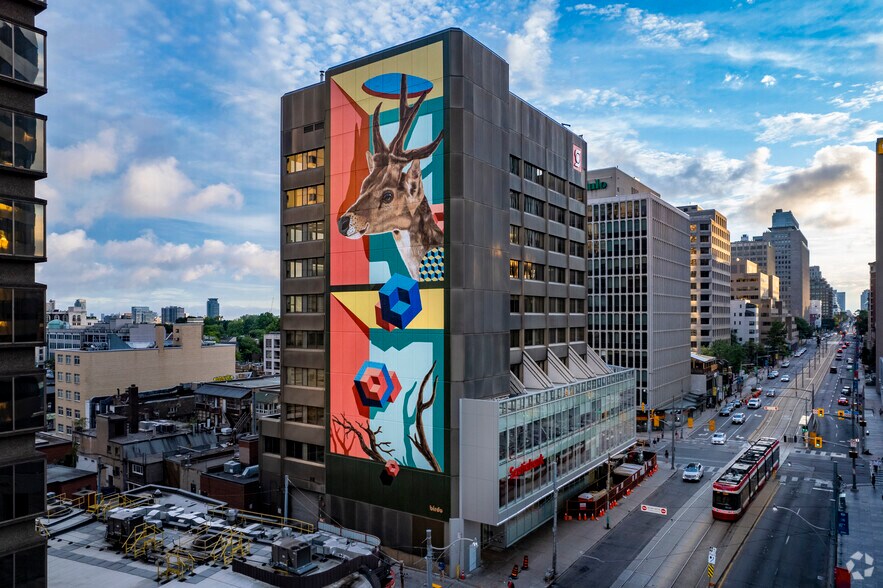 More Photos Of 1 St Clair Ave E, Toronto Office For Lease