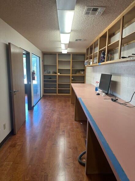 More Photos Of 229 S Olive Ave, Rialto Warehouse For Sale