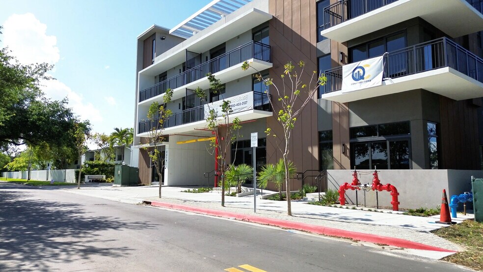 More Photos Of 2479 Northeast 192 Street, Miami Apartments For Lease