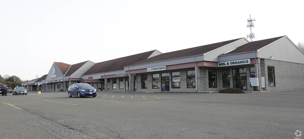 Primary Photo Of 15 College Hwy, Southampton Storefront For Lease