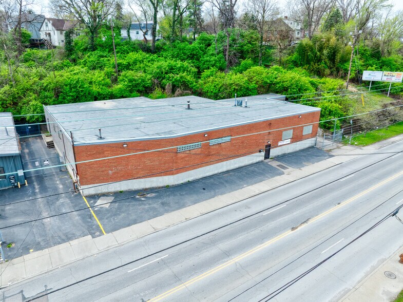 More Photos Of 1243 Tennessee Ave, Cincinnati Warehouse For Sale