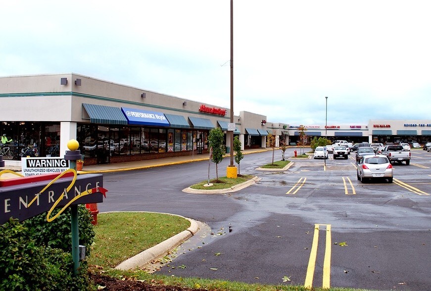 Primary Photo Of 155-255 W Golf Rd, Schaumburg Unknown For Lease