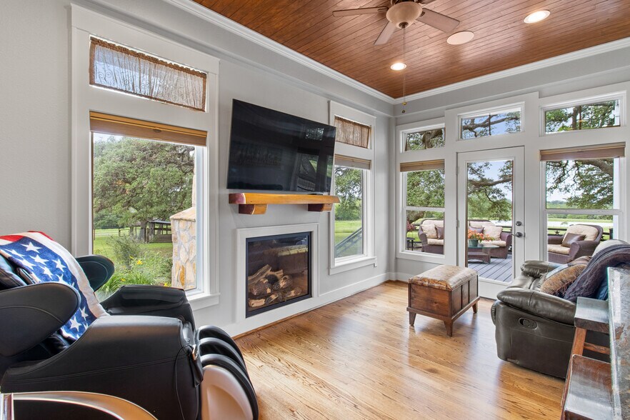 More Photos Of 1007 FM 390 E, Brenham Land For Sale