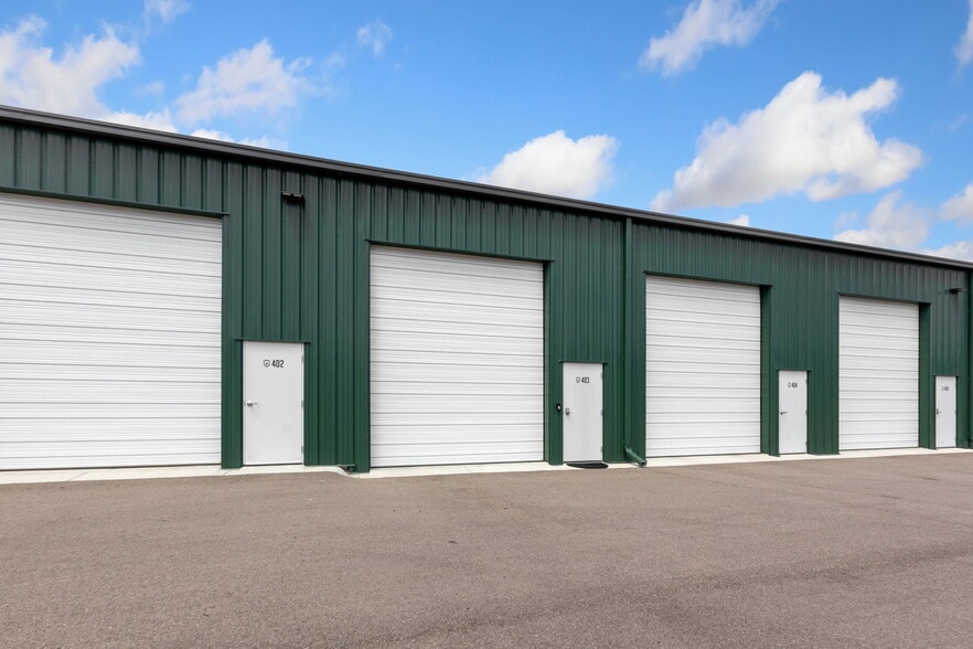 More Photos Of 360 Rancho Dr, Windsor Self Storage For Sale