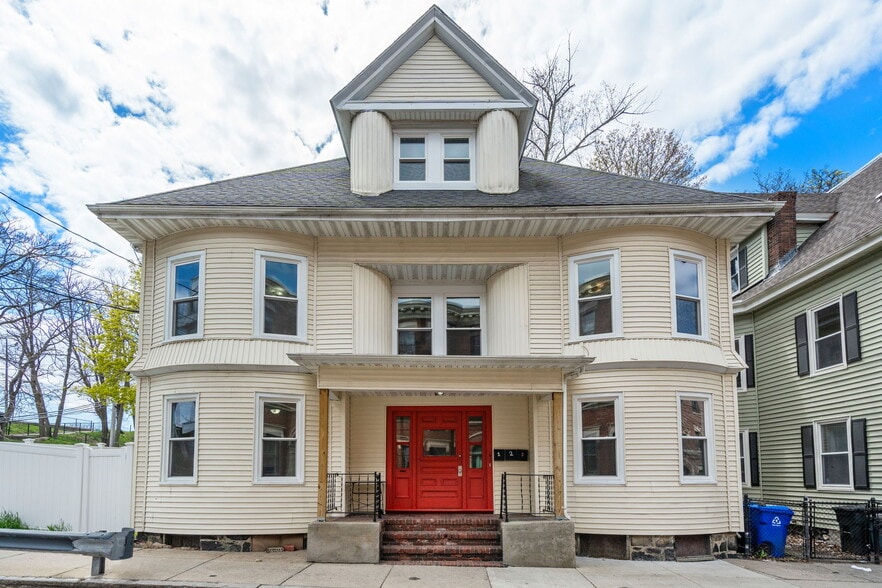 More Photos Of 10 Royal St, Boston Multifamily For Sale