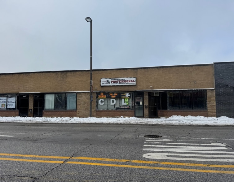 Primary Photo Of 6244-6250 S Archer Rd, Summit Argo Storefront For Sale