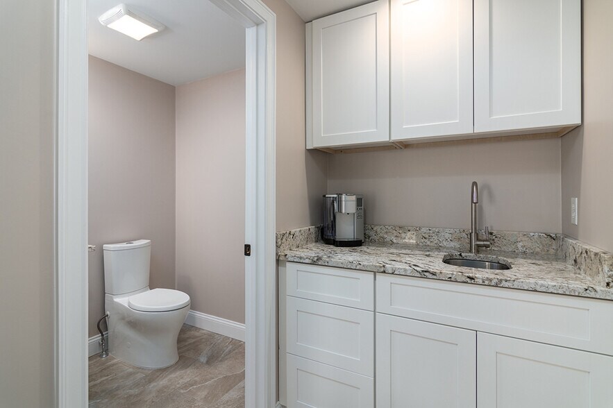 More Photos Of 838 Reservoir Ave, Cranston Freestanding For Sale