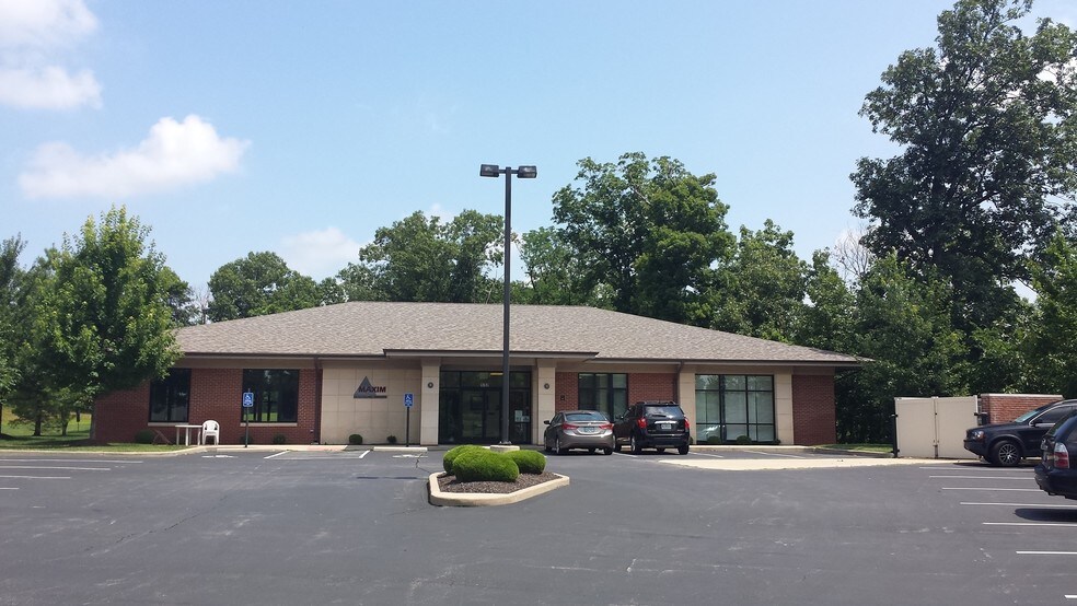 Primary Photo Of 1052 Peruque Crossing Ct, O'Fallon Office For Sale