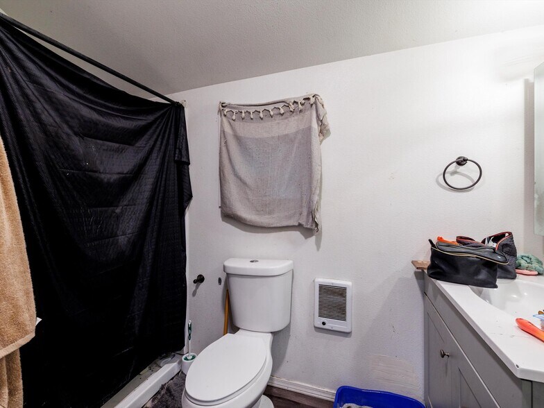 More Photos Of 4848 NE 99th Ave, Portland Apartments For Sale