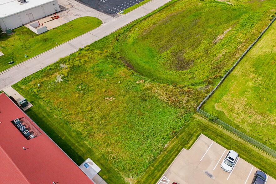 More Photos Of 2.8 +/- Acres on Central & Tyler, Wichita Land For Sale