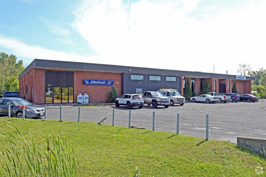 Primary Photo Of 500 Boundary Rd, Cornwall Flex For Lease