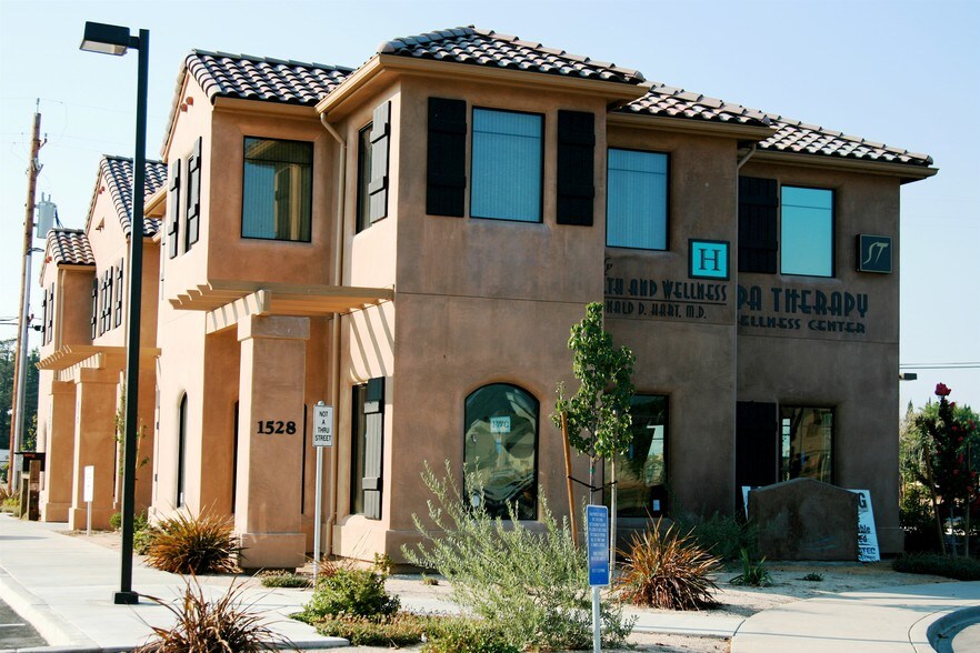 More Photos Of 1528 Plumas Ct, Yuba City Medical For Lease