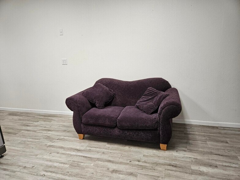 More Photos Of 5510 Skylane Blvd, Santa Rosa Office For Lease