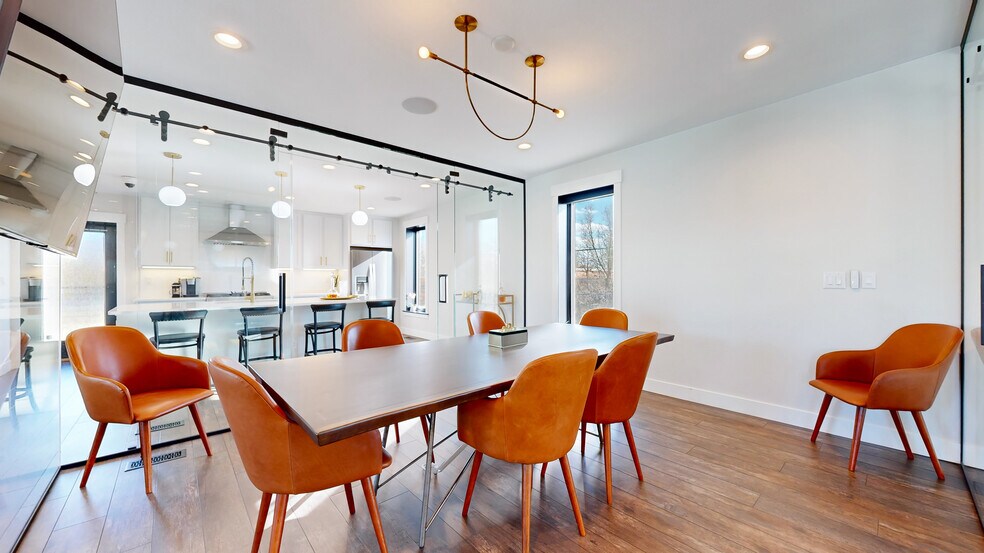 More Photos Of 3700 N Franklin St, Denver Office For Sale