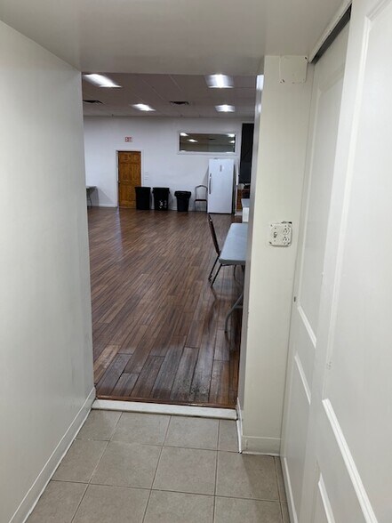 More Photos Of 7223 20th Ave, Brooklyn Storefront Retail Office For Lease