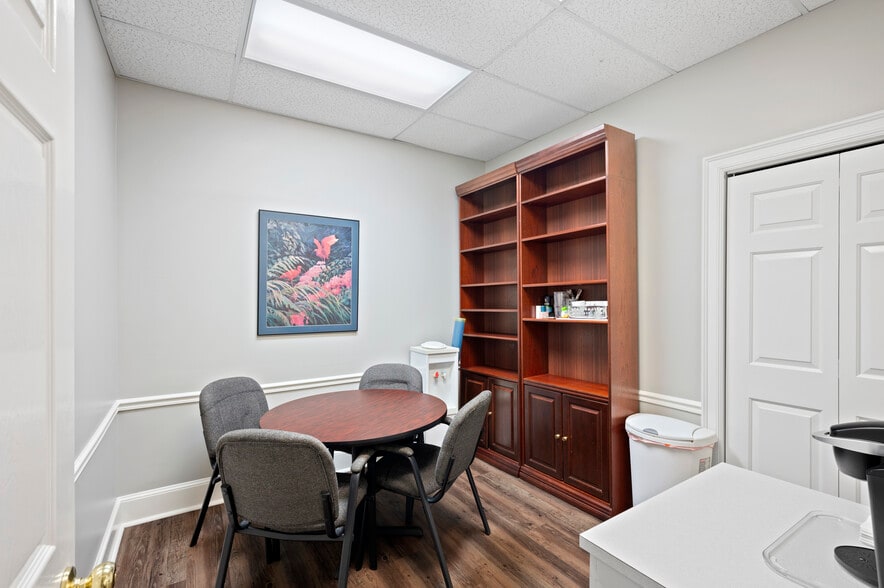 More Photos Of 1348 Matthews Township Pky, Matthews Office For Sale