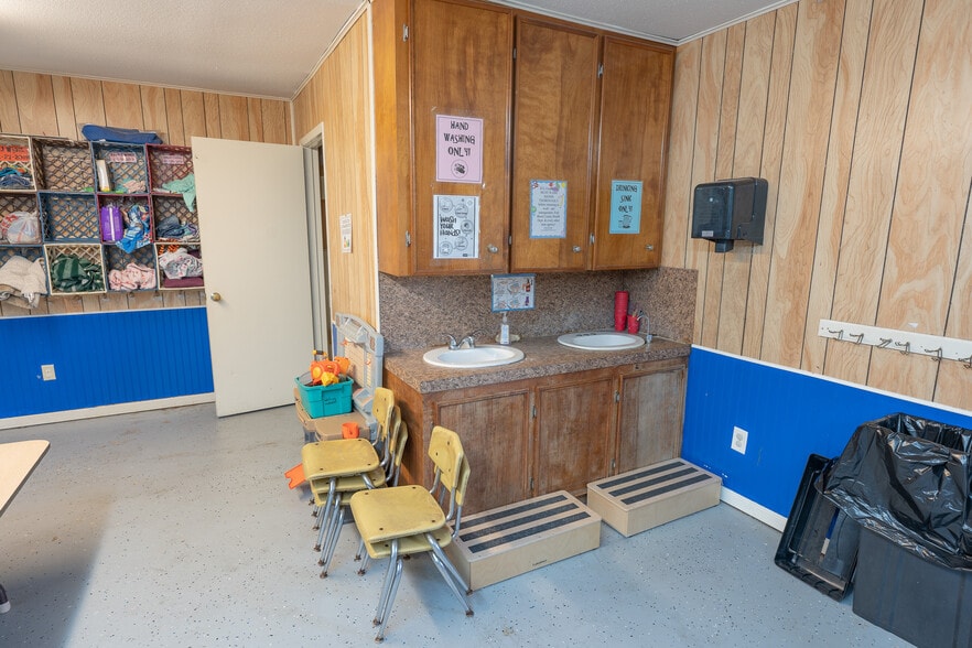 More Photos Of 5111 Powerline Rd, Richmond Daycare Center For Sale